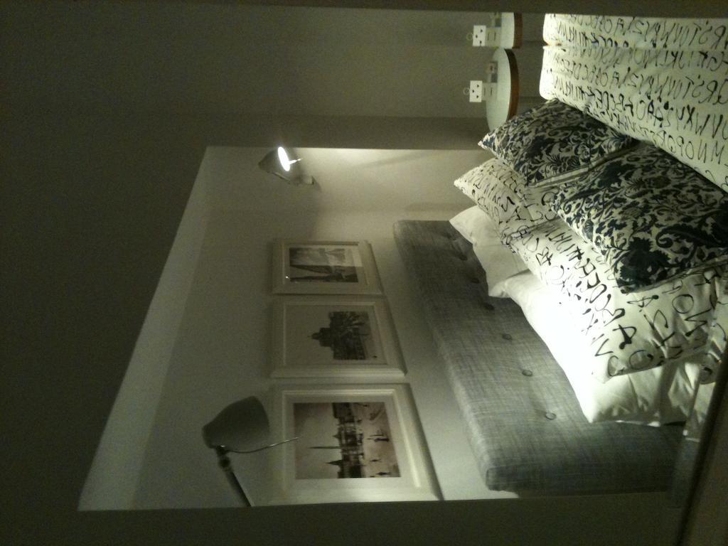 Appartement Dab Trevi à Rome Extérieur photo